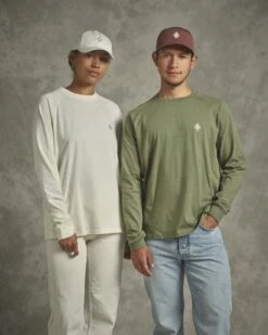 Off-Race Patch Long Sleeve T-Shirt - Off White -Assos Boutique 2022 07 15 PAS NORMAL STUDIO WEBLOOKS 00002 copy pdp page c112df48 ec7b 4c95 845b 97244453664d