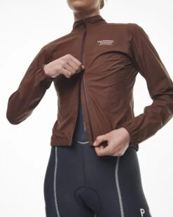 Women's Mechanism Pertex Rain Jacket - Dark Brown 7 Women's Mechanism Pertex Rain Jacket - Dark Brown -Assos Boutique 20230208 PNS MECHANISM 1607 pdp page a6ab607d 4efc 4796 afa9 8f77eb9743a4