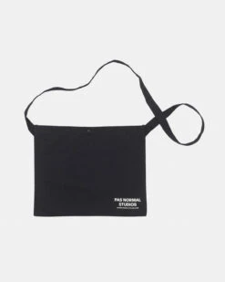 Off-Race Musette - Black 3 Off-Race Musette - Black -Assos Boutique Musette Black 2 4 5 pdp page 56e2ecb7 89f2 4436 b297 c0b55e018aa6