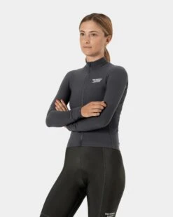 Women's Mechanism Long Sleeve Jersey - Anthracite 7 Women's Mechanism Long Sleeve Jersey - Anthracite -Assos Boutique Womens Mechanisme Long Sleeve Jersey Anthracite 7836 pdp page ea3a8a54 35ea 4d9c 9bf2 240f224267c8